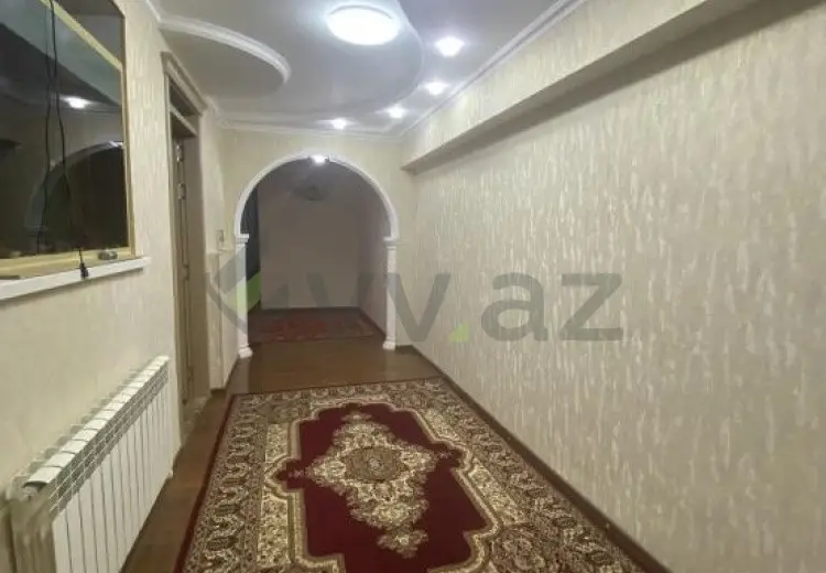 4 otaqlı mənzil Satılır, Gəncə