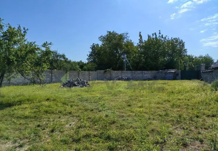 15 sot Torpaq Satılır, Oğuz