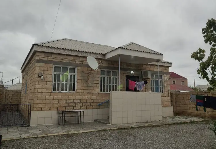 4 otaqlı mənzil Satılır, Şirvan