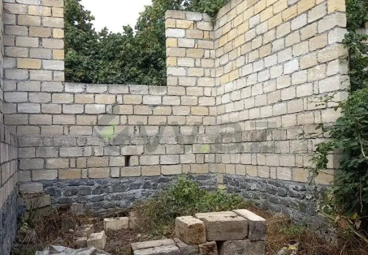 5 sot Torpaq Satılır, Qəbələ
