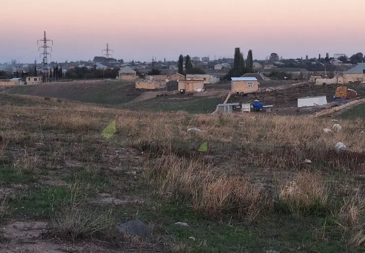 4 sot Torpaq Satılır, Gəncə