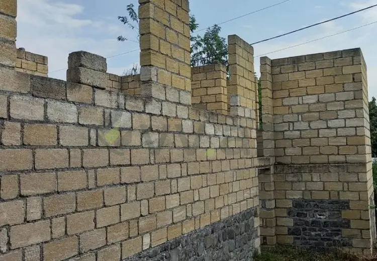 5 sot Torpaq Satılır, Qəbələ