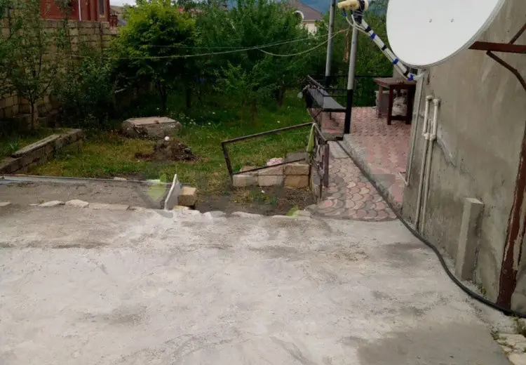 3 otaqlı mənzil Satılır, Şamaxı