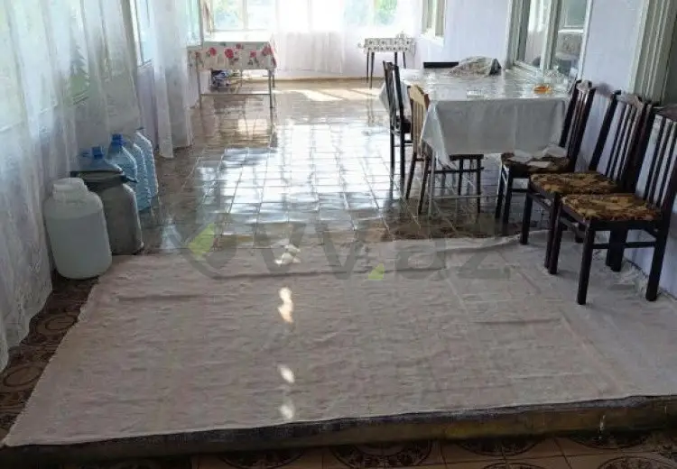4 otaqlı mənzil Satılır, Şamaxı