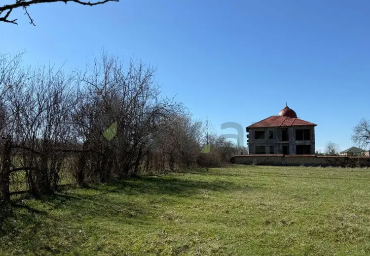 10 sot Torpaq Satılır, Qəbələ