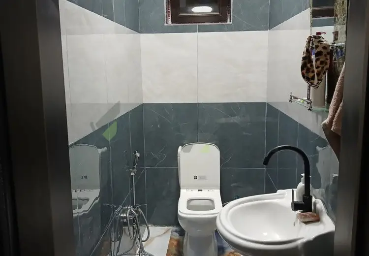 390 m² Obyekt / Ofis Satılır, Gəncə
