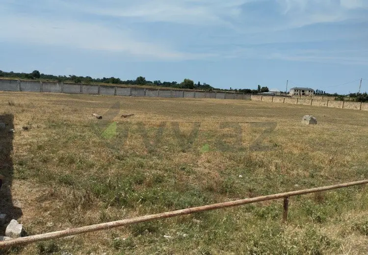 8 sot Torpaq Satılır, Xaçmaz