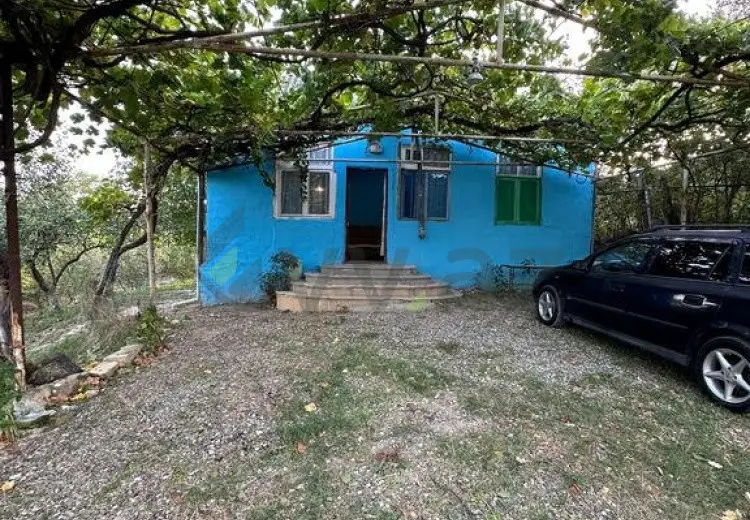 22 sot Torpaq Satılır, Şabran