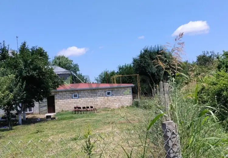4 otaqlı mənzil Satılır, Quba