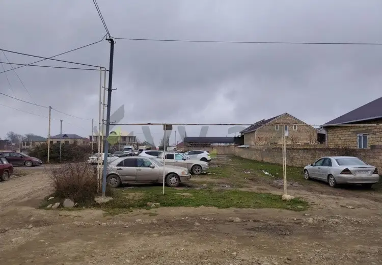 10 sot Torpaq Satılır, Xudat