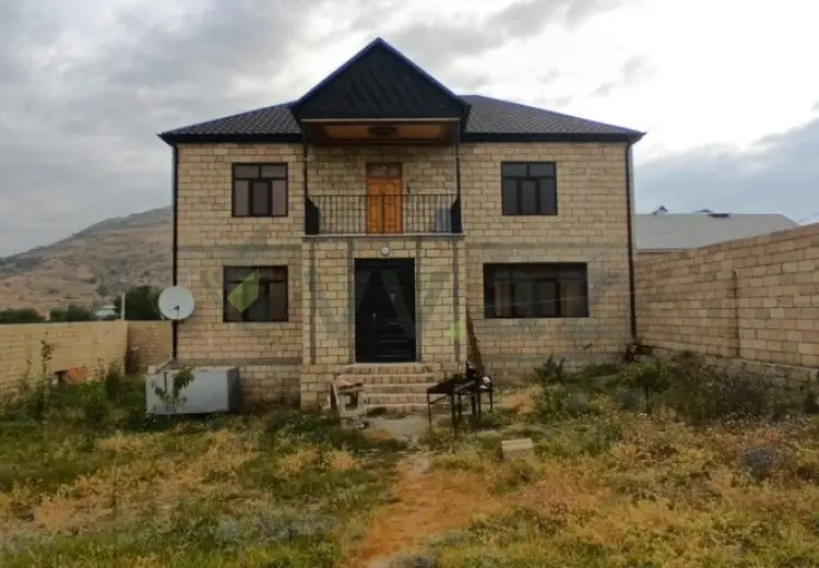 4 otaqlı mənzil Satılır, Şamaxı