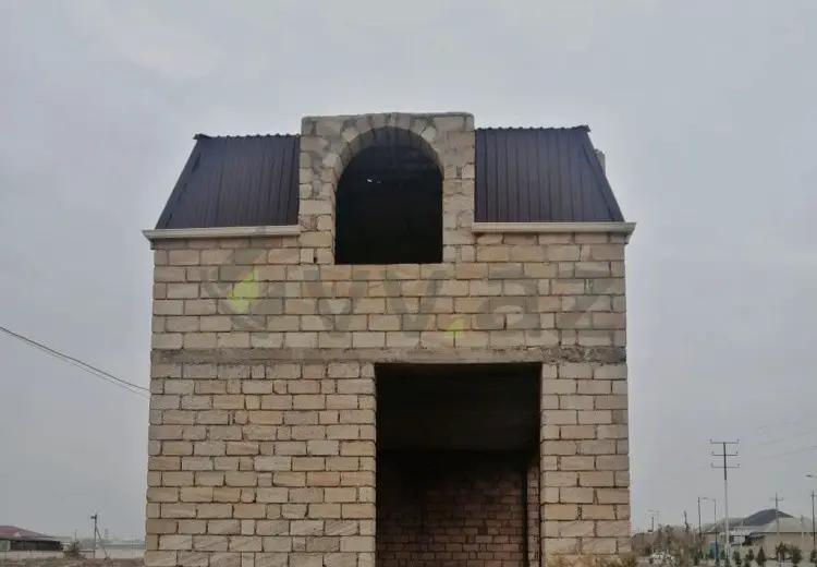 130 m² Obyekt / Ofis Satılır, Yevlax
