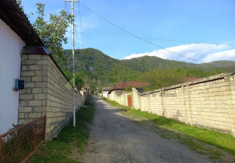 3 otaqlı mənzil Satılır, Qəbələ