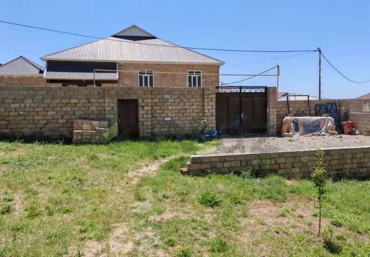 4 otaqlı mənzil Satılır, Şamaxı