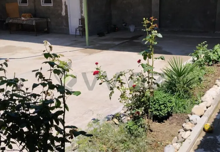 4 otaqlı mənzil Satılır, Quba