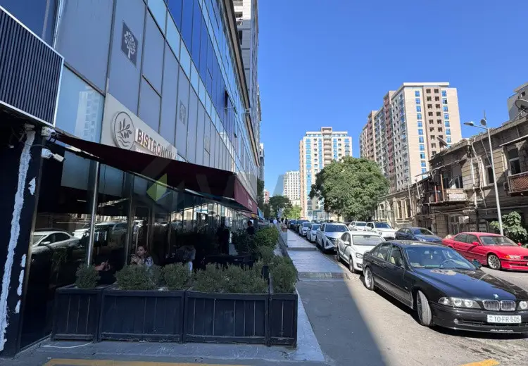 3900 m² Obyekt / Ofis Kirayə (aylıq), Nəsimi, Bakı