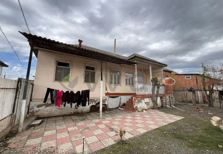 3 otaqlı mənzil Satılır, Zərdab