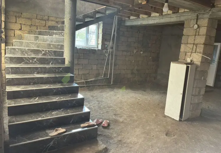 3 otaqlı mənzil Satılır, Lənkəran