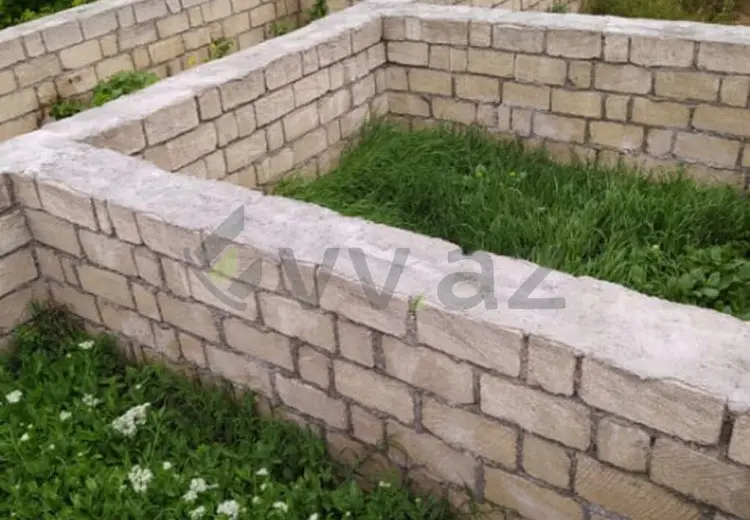17 sot Torpaq Satılır, Şabran