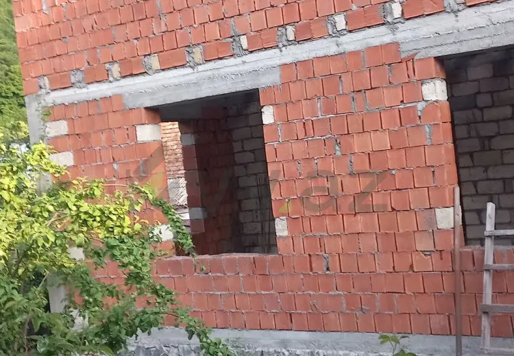 2 otaqlı mənzil Satılır, Şəki