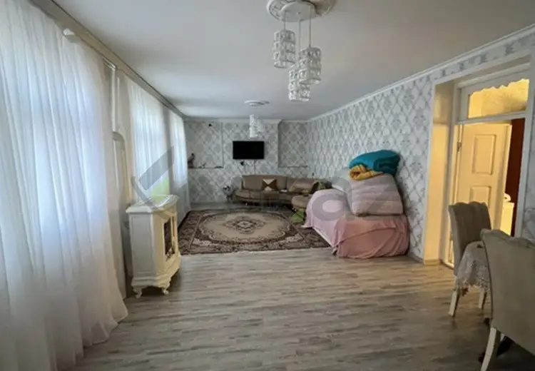 4 otaqlı mənzil Satılır, Gəncə