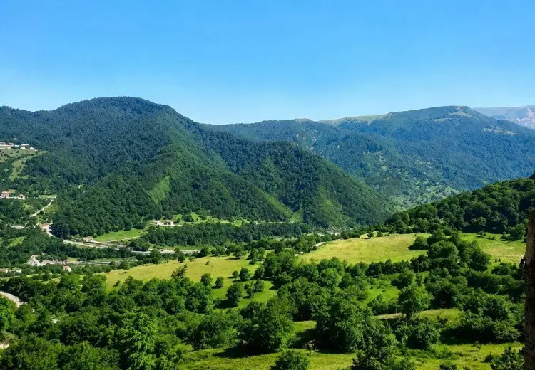 100 sot Torpaq Satılır, Quba