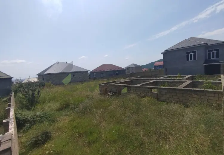 6 sot Torpaq Satılır, Oğuz
