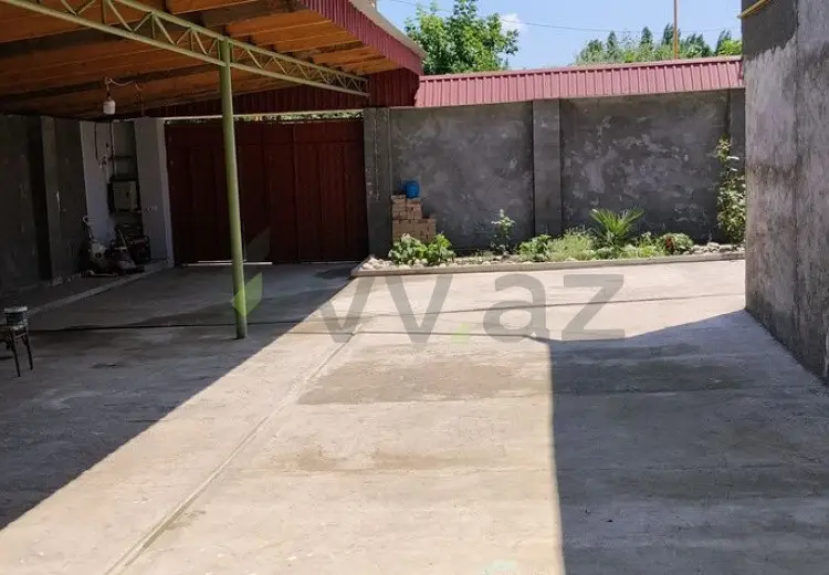 4 otaqlı mənzil Satılır, Quba