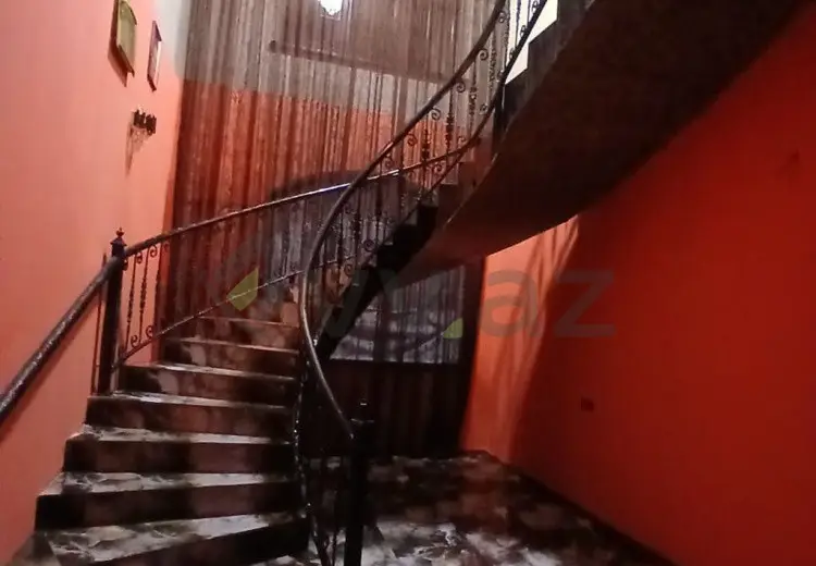 390 m² Obyekt / Ofis Satılır, Gəncə