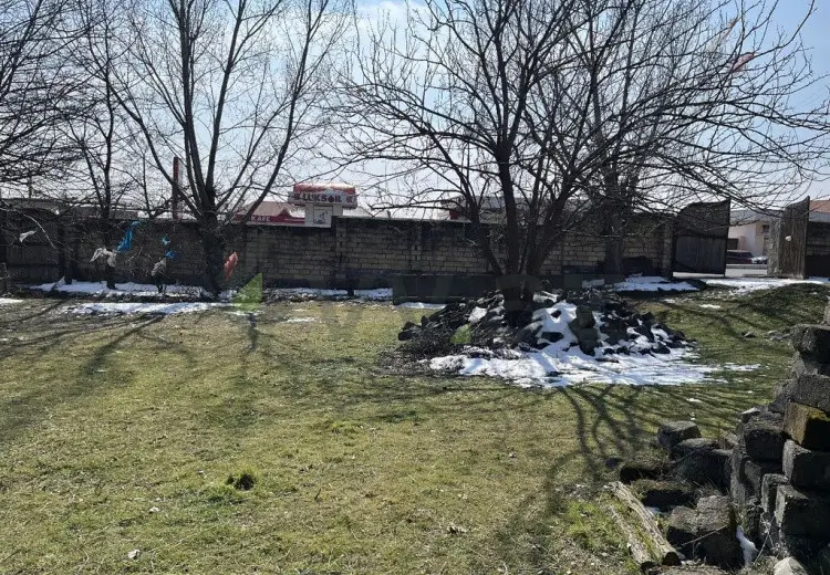 12 sot Torpaq Satılır, Şəki