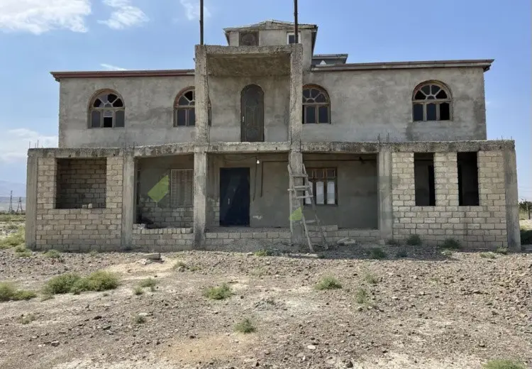 4 otaqlı mənzil Satılır, Xızı
