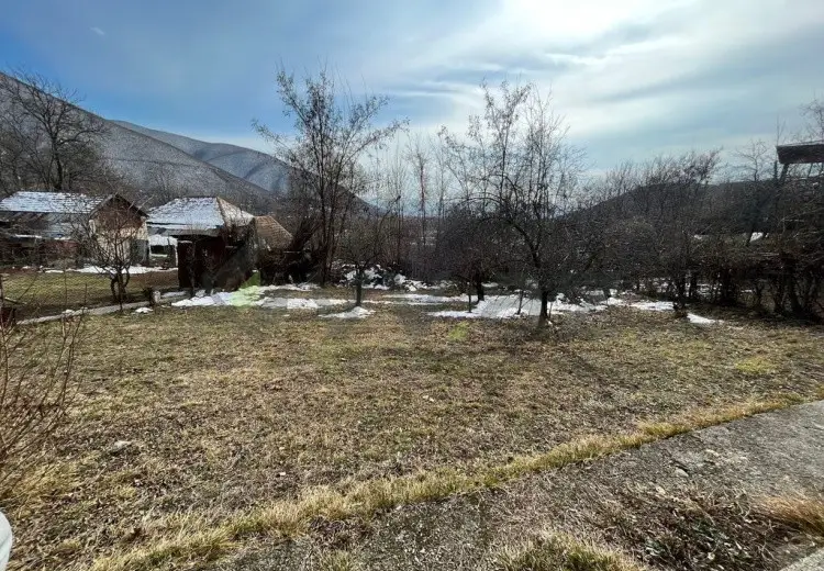 4 otaqlı mənzil Satılır, Şəki