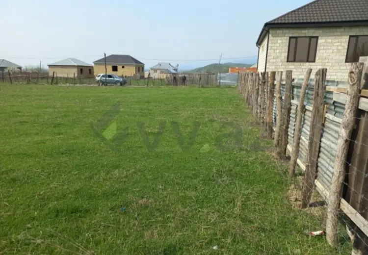 10 sot Torpaq Satılır, Balakən