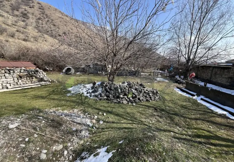 12 sot Torpaq Satılır, Şəki