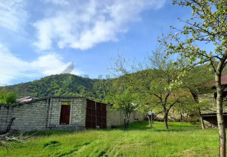 3 otaqlı mənzil Satılır, Qəbələ