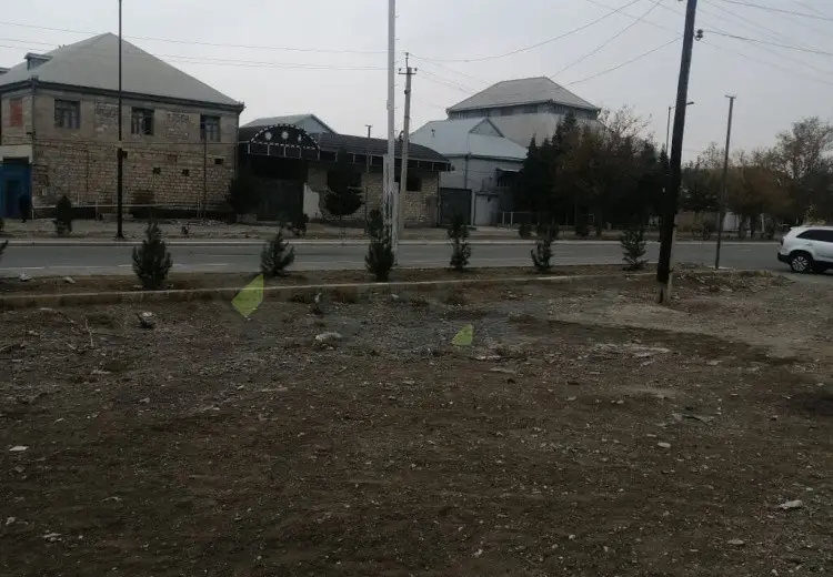 130 m² Obyekt / Ofis Satılır, Yevlax
