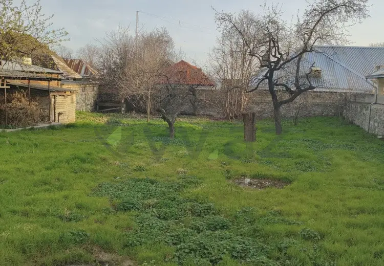 4 otaqlı mənzil Satılır, Şəki