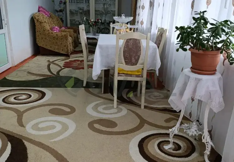 4 otaqlı mənzil Satılır, Şəki