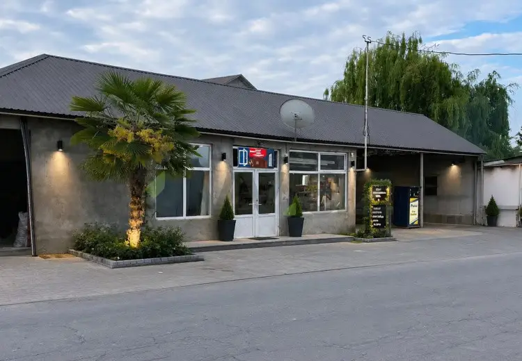 100 m² Obyekt / Ofis Satılır, Zaqatala