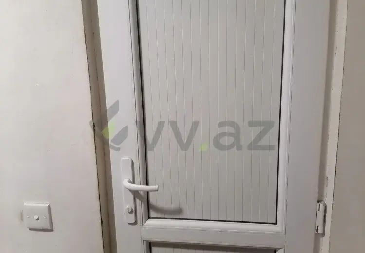 4 otaqlı mənzil Satılır, Ağdaş