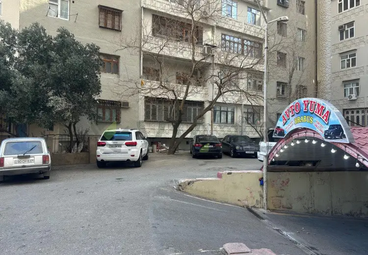 120 m² Obyekt / Ofis Satılır, 8-ci mikrorayon, Binəqədi, Bakı