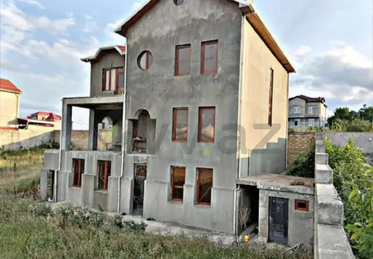 4 otaqlı mənzil Satılır, Şamaxı