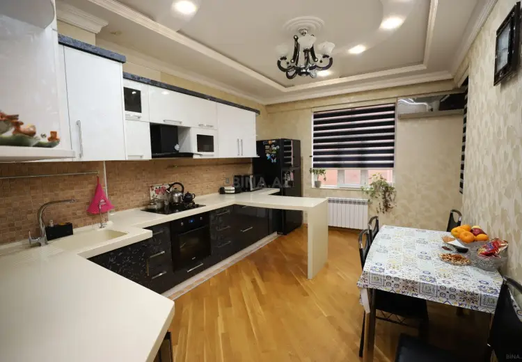 3 otaqlı mənzil Satılır, Yeni Yasamal qəs., Yasamal, Bakı