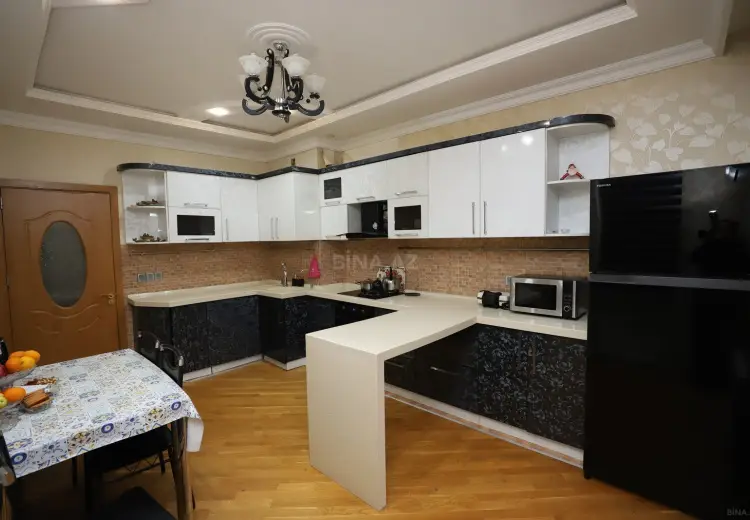 3 otaqlı mənzil Satılır, Yeni Yasamal qəs., Yasamal, Bakı