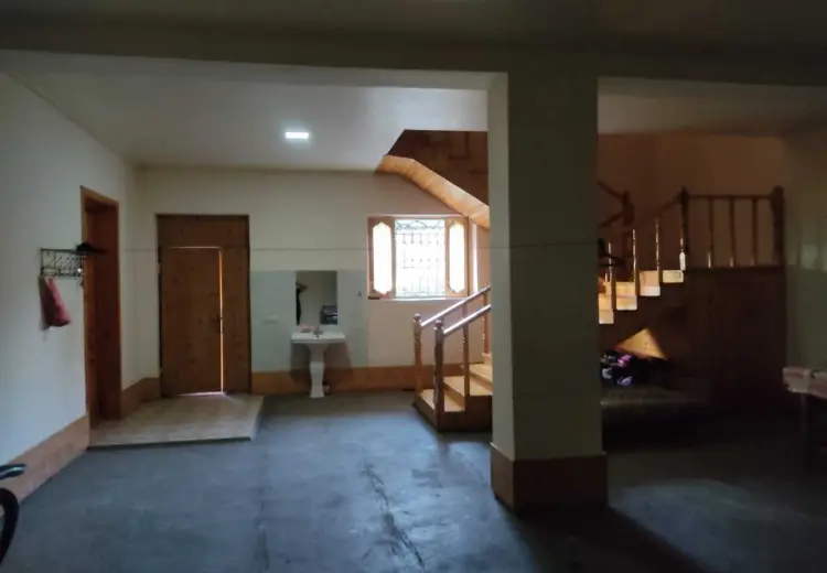 5 otaqlı mənzil Satılır, Yevlax
