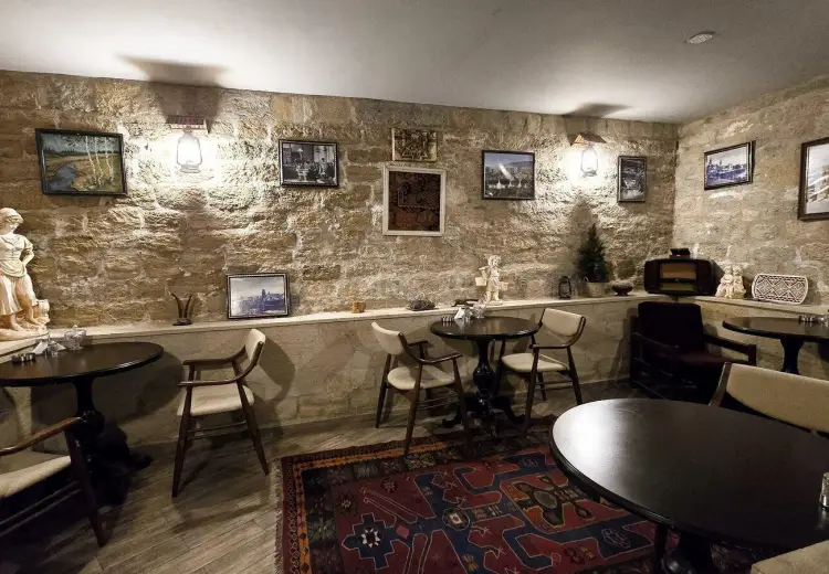 240 m² Obyekt / Ofis Satılır, İçəri şəhər, Səbail, Bakı