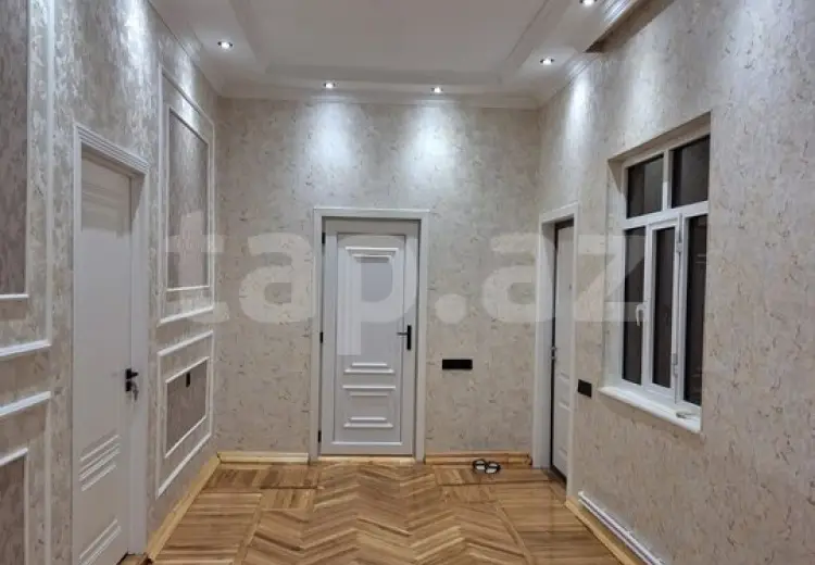 9 otaqlı mənzil Satılır, Gəncə