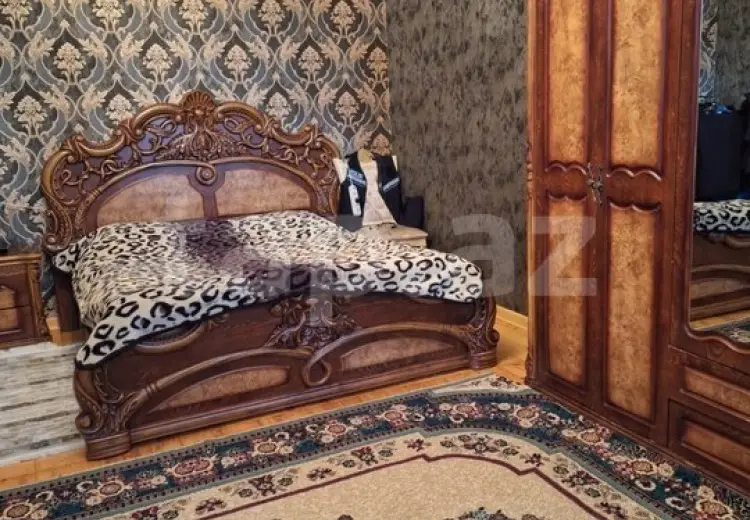 9 otaqlı mənzil Satılır, Gəncə
