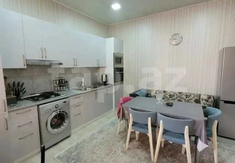 4 otaqlı mənzil Satılır, Gəncə