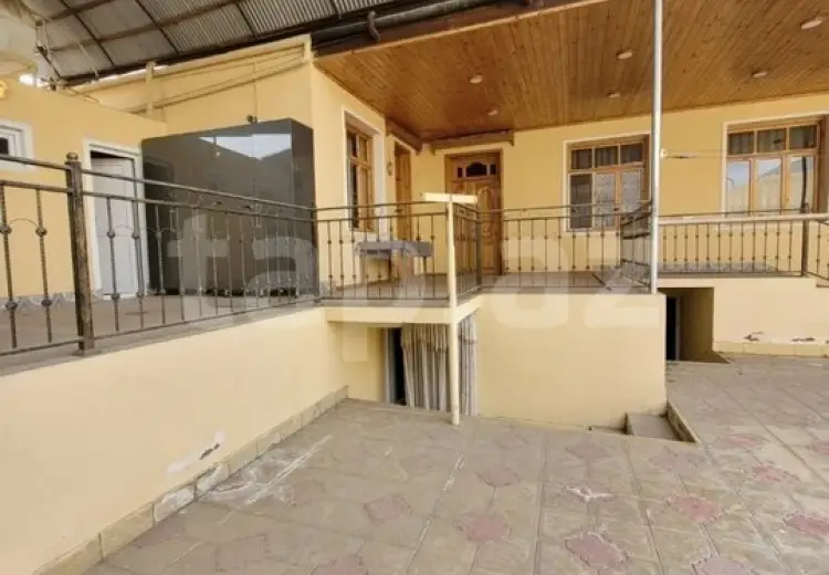 4 otaqlı mənzil Satılır, Gəncə